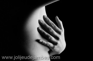 séance photo nu caché en studio à Lille - photographe boudoir nord pas de calais