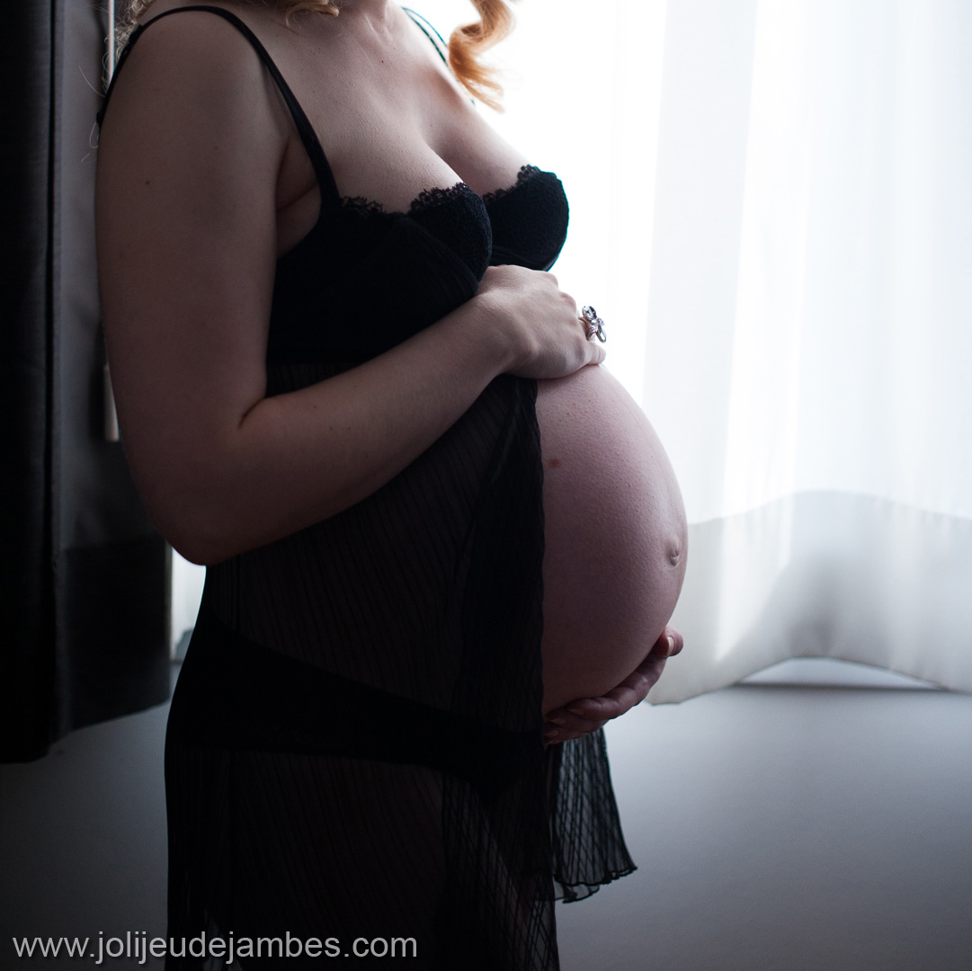 photographe boudoir lille séance photo femme enceinte nord pas de calais lingerie idée cadeau pour mon mari