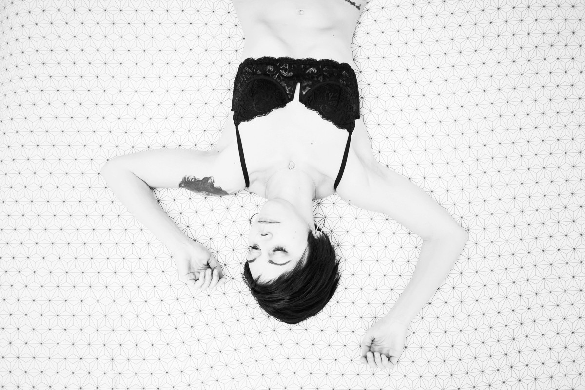 Photographe femme Lille séance photo lingerie nord