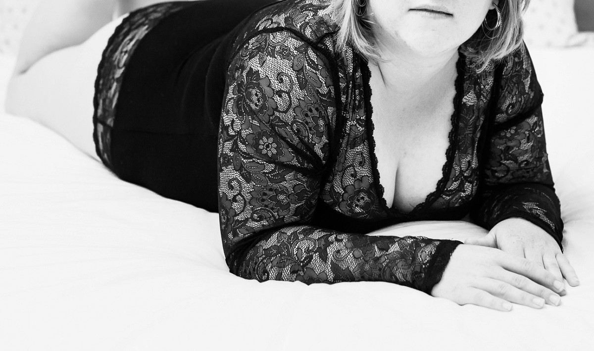 séance photo femme ronde sexy photographe boudoir lille nord