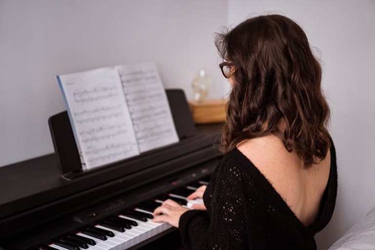 déroulement d'une séance boudoir femme musicienne